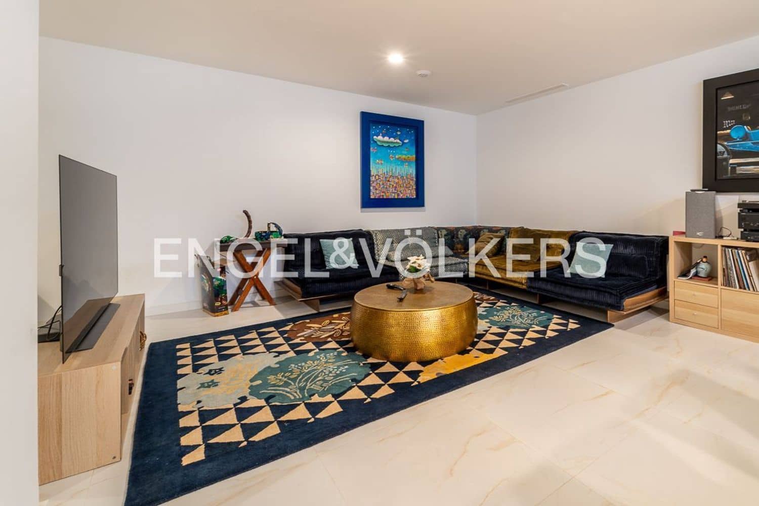 4 slaapkamer Villa te koop in New Golden Mile met zwembad garage - € 1.395.000 (Ref: 9733558)