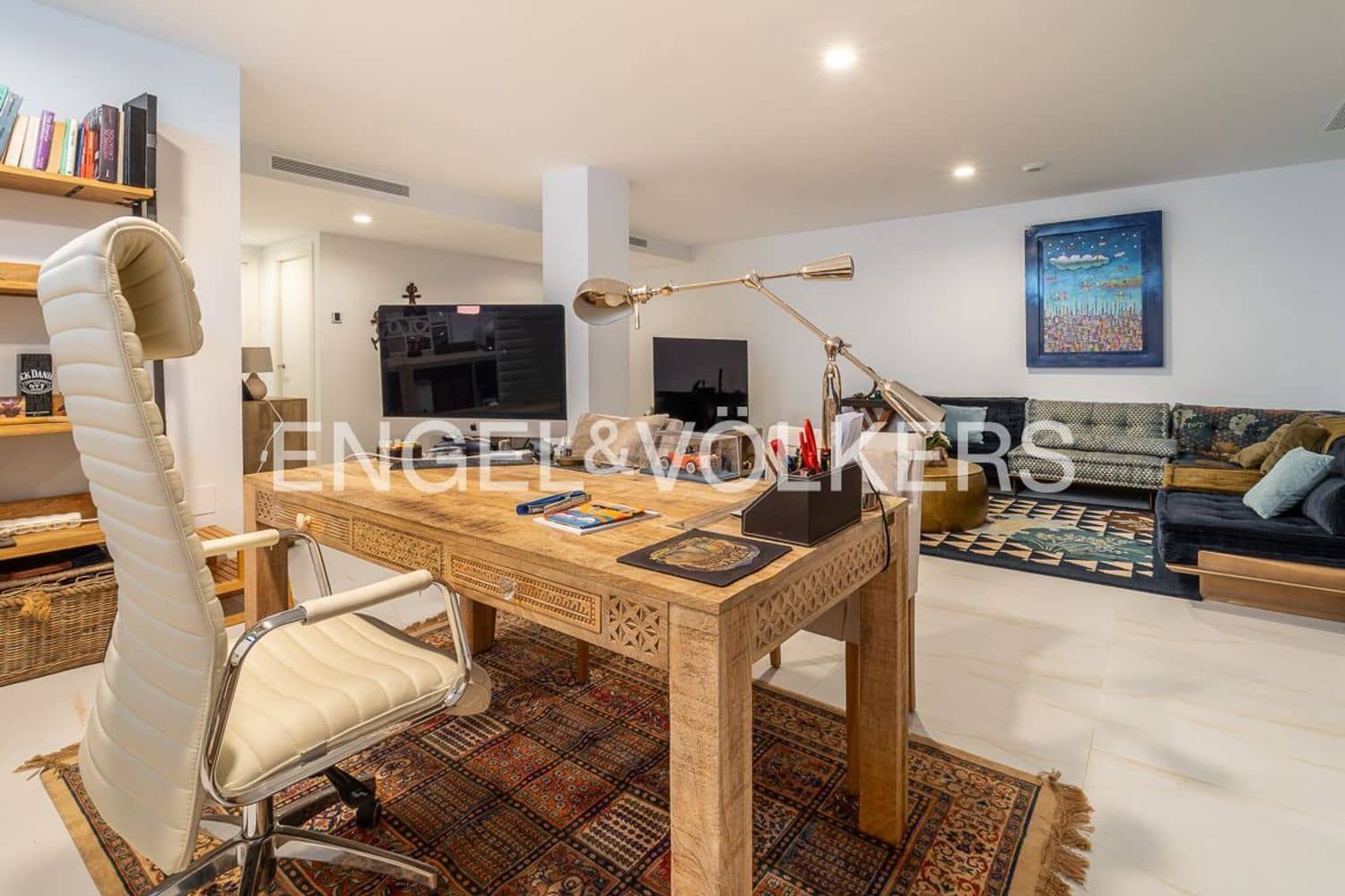 4 slaapkamer Villa te koop in New Golden Mile met zwembad garage - € 1.395.000 (Ref: 9733558)