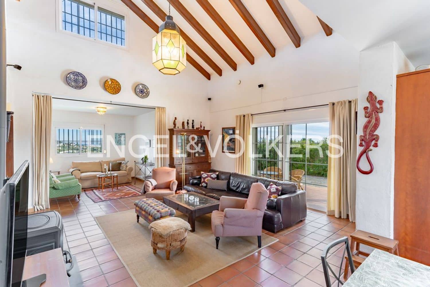 4 quarto Moradia para venda em Estepona com piscina garagem - 1 300 000 € (Ref: 9733559)