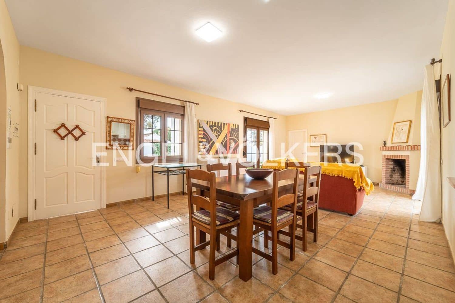 3 bedroom Villa for sale in Bahia Dorada with pool garage - € 1,500,000 (Ref: 9733561)