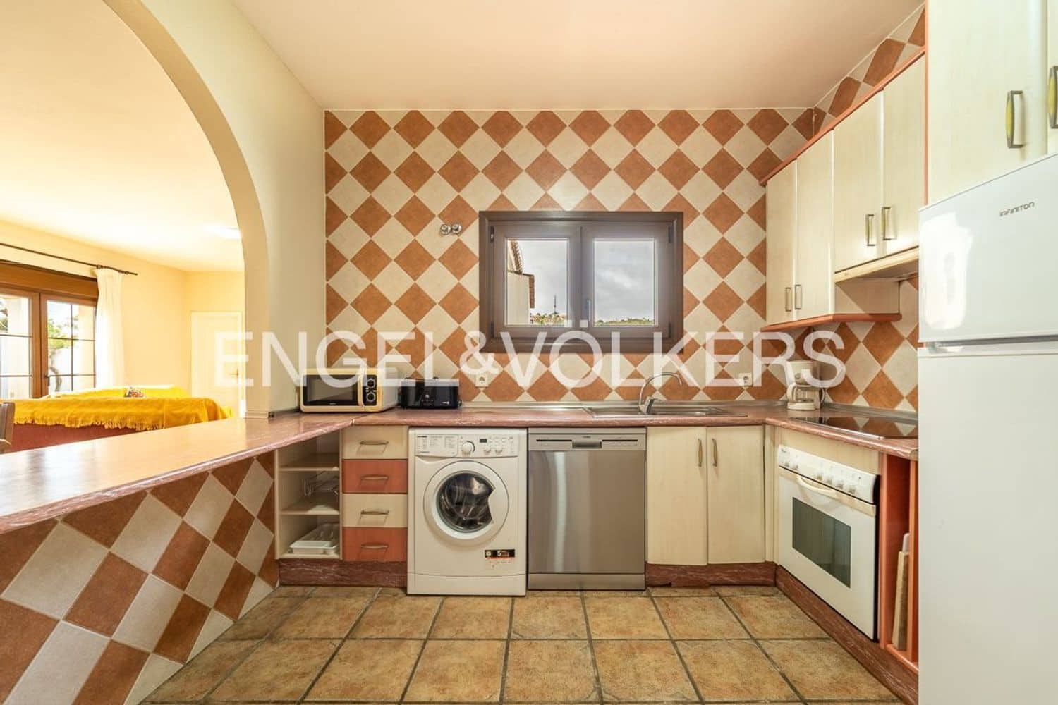 3 bedroom Villa for sale in Bahia Dorada with pool garage - € 1,500,000 (Ref: 9733561)