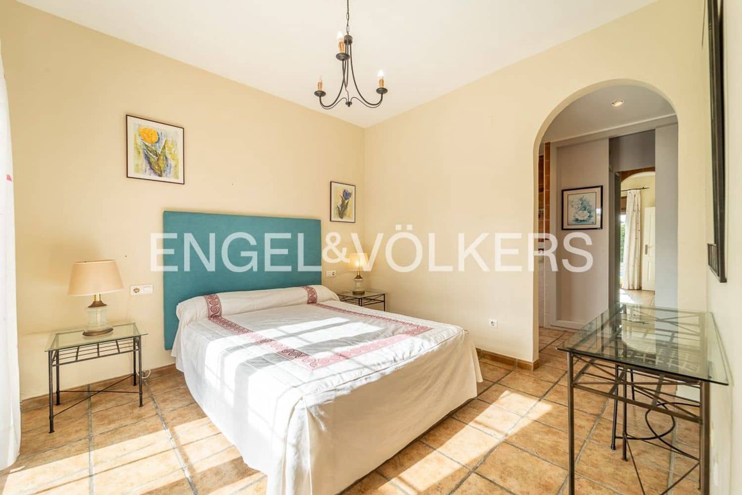 3 bedroom Villa for sale in Bahia Dorada with pool garage - € 1,500,000 (Ref: 9733561)