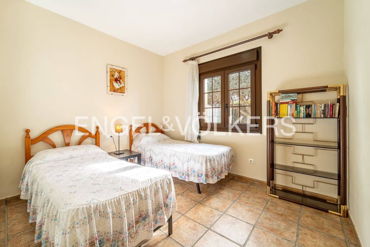 3 bedroom Villa for sale in Bahia Dorada with pool garage - € 1,500,000 (Ref: 9733561)