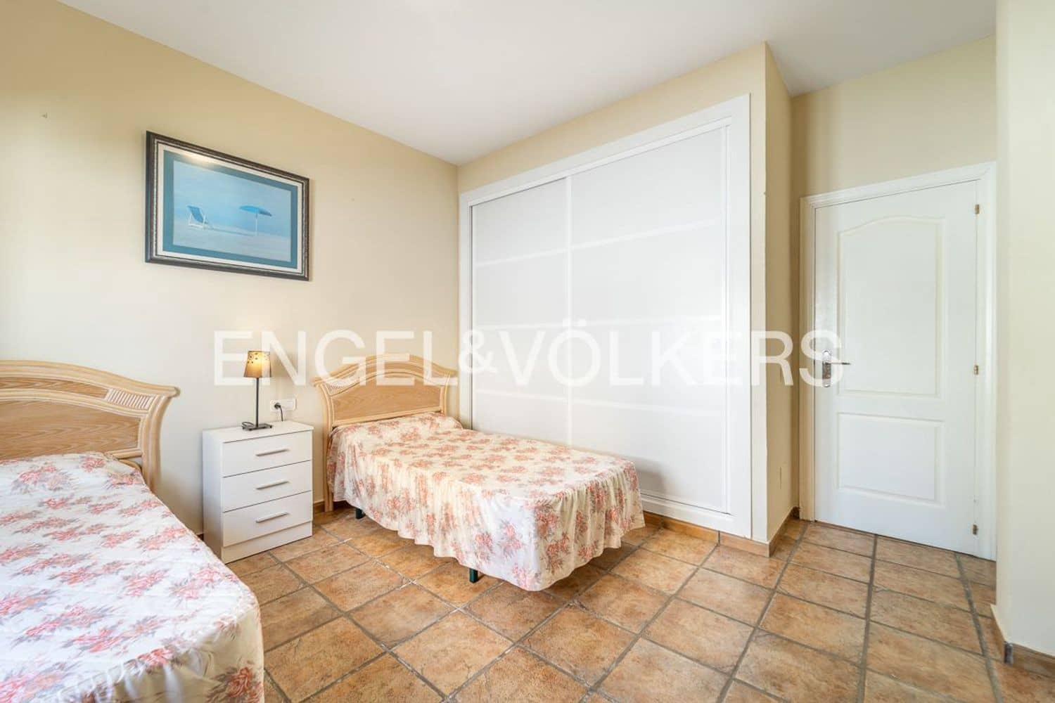 3 bedroom Villa for sale in Bahia Dorada with pool garage - € 1,500,000 (Ref: 9733561)