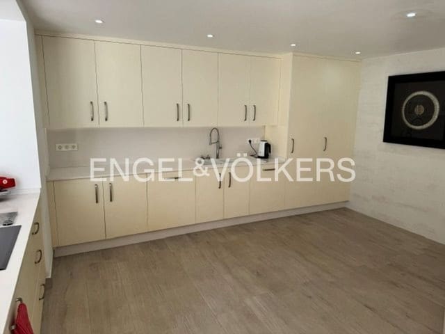 5 camera da letto Villa in vendita in Las Lomas, Estepona con garage - 1.395.000 € (Rif: 9733562)