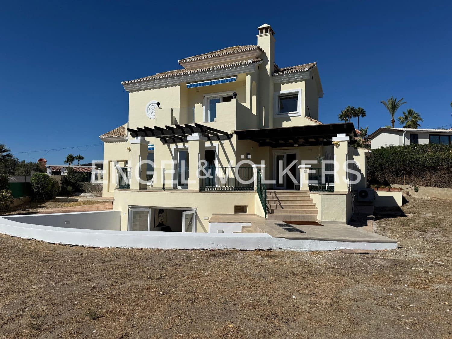5 camera da letto Villa in vendita in Estepona con garage - 1.395.000 € (Rif: 9733562)