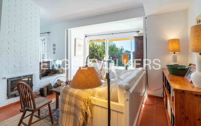 3 quarto Quinta/Casa Rural para venda em Las Lomas, Estepona com piscina garagem - 850 000 € (Ref: 9733564)