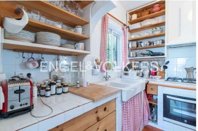 3 quarto Quinta/Casa Rural para venda em Las Lomas, Estepona com piscina garagem - 850 000 € (Ref: 9733564)