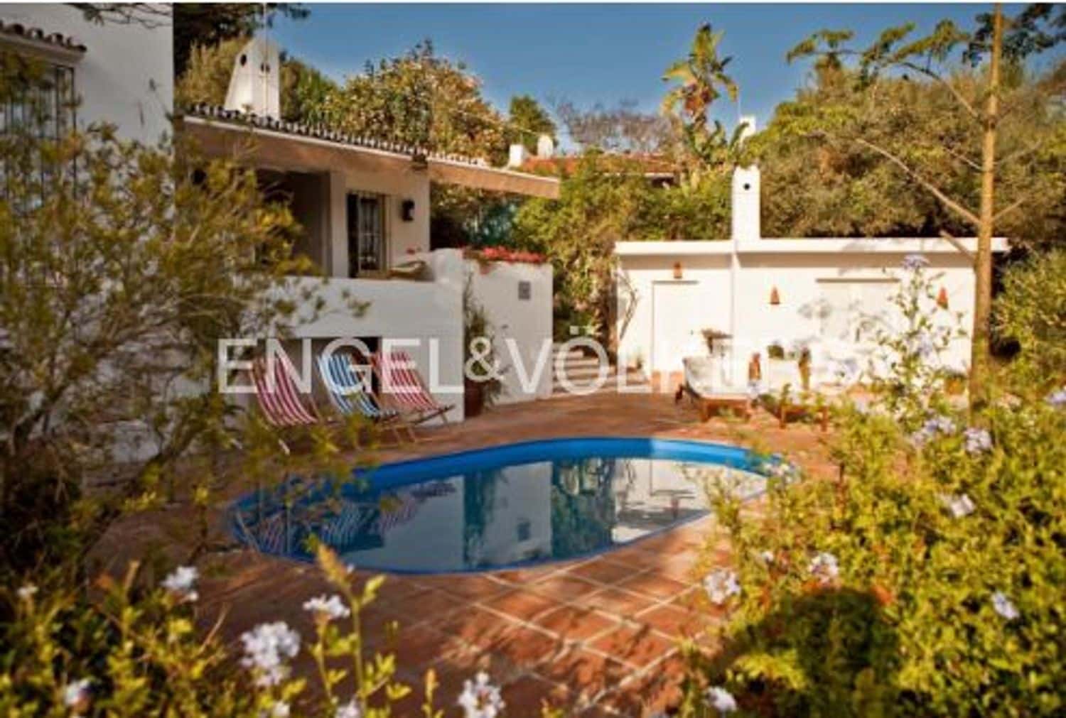 3 bedroom Finca/Country House for sale in New Golden Mile with pool garage - € 850,000 (Ref: 9733564)