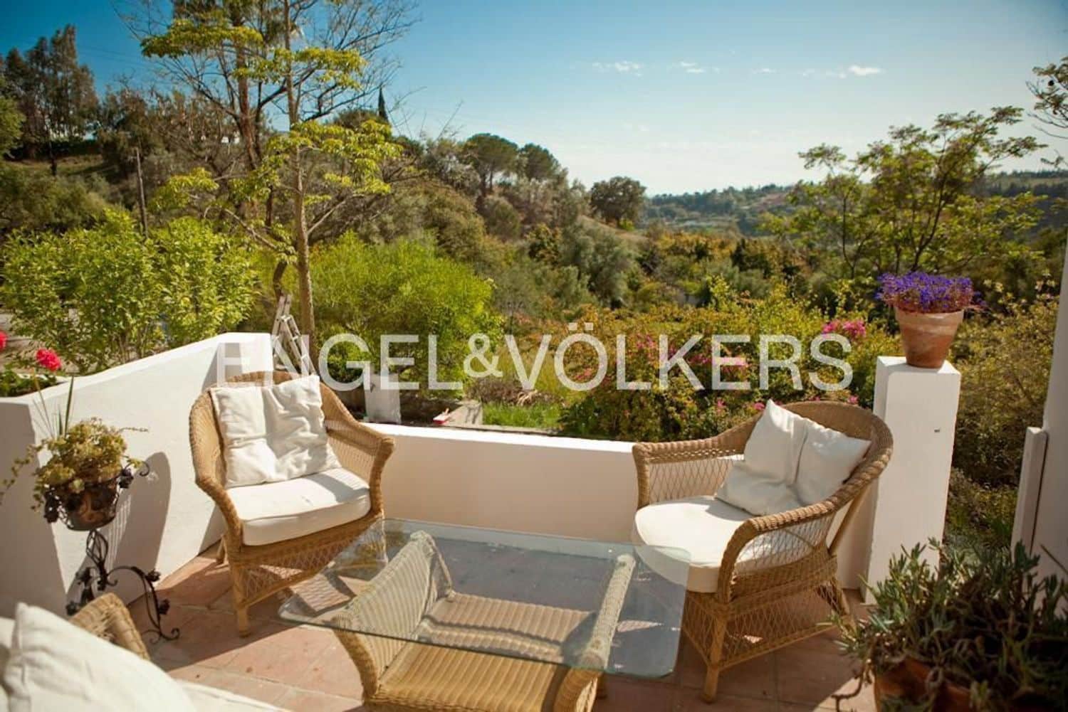 3 bedroom Finca/Country House for sale in New Golden Mile with pool garage - € 850,000 (Ref: 9733564)