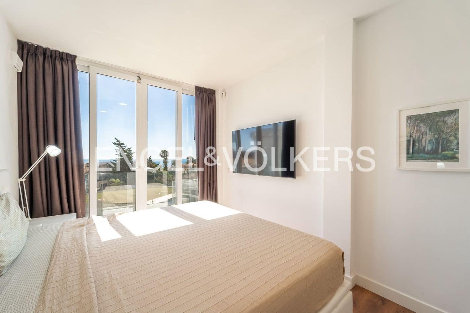 6 bedroom Villa for sale in Buenas Noches with pool garage - € 1,750,000 (Ref: 9733566)