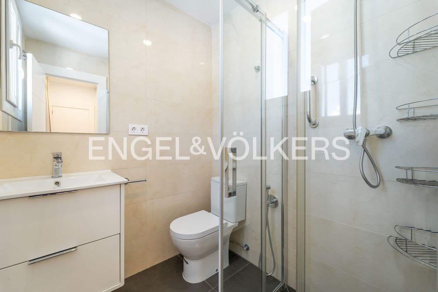 6 bedroom Villa for sale in Buenas Noches with pool garage - € 1,750,000 (Ref: 9733566)