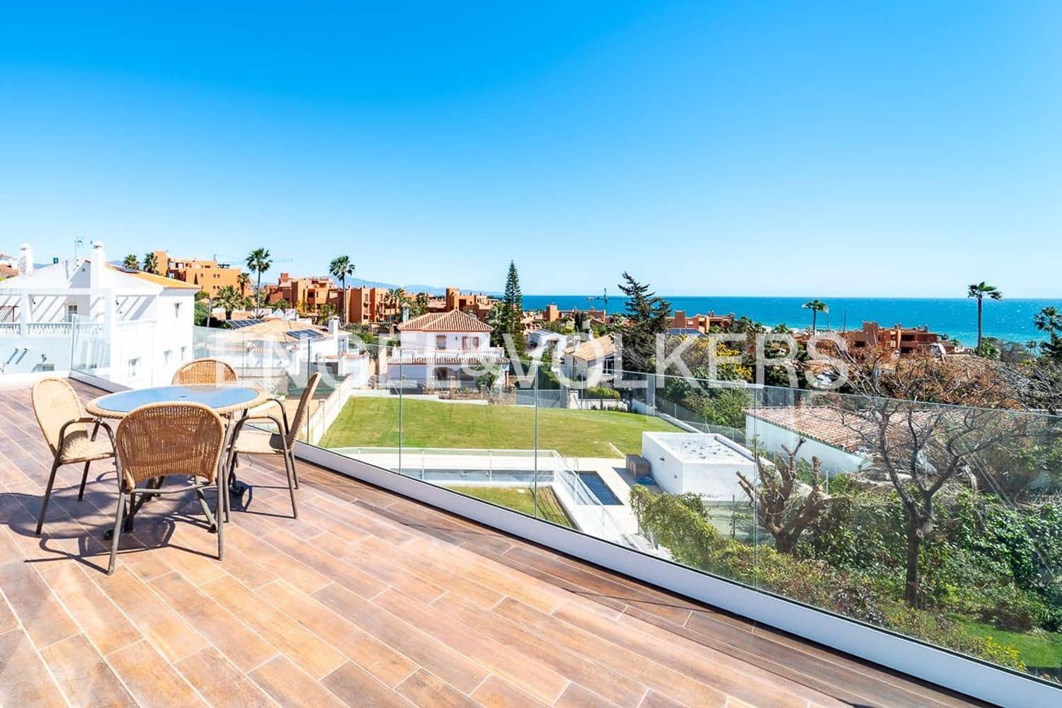 6 bedroom Villa for sale in Buenas Noches with pool garage - € 1,750,000 (Ref: 9733566)