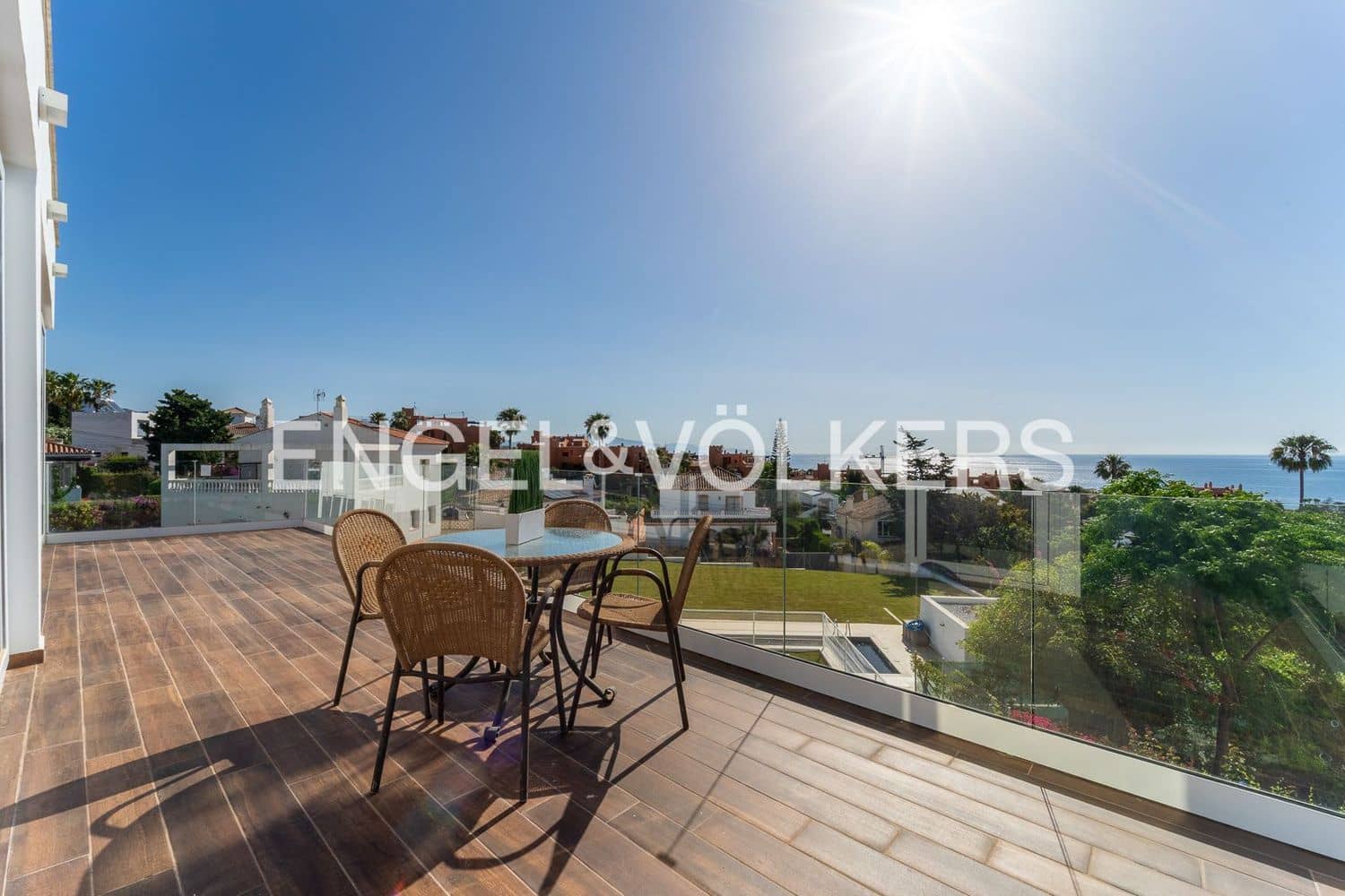 6 bedroom Villa for sale in Buenas Noches with pool garage - € 1,750,000 (Ref: 9733566)