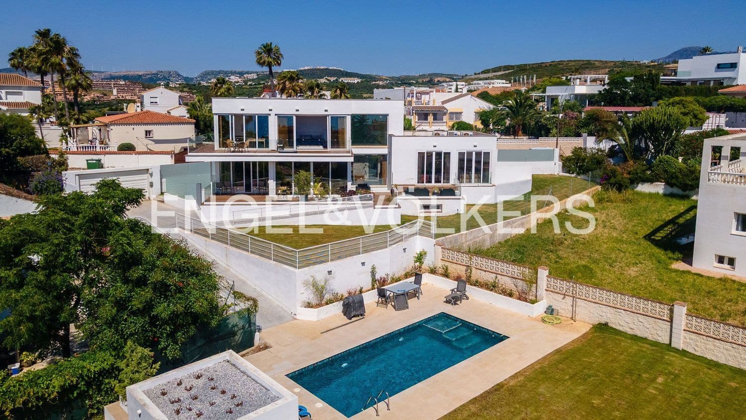 6 bedroom Villa for sale in Buenas Noches with pool garage - € 1,750,000 (Ref: 9733566)