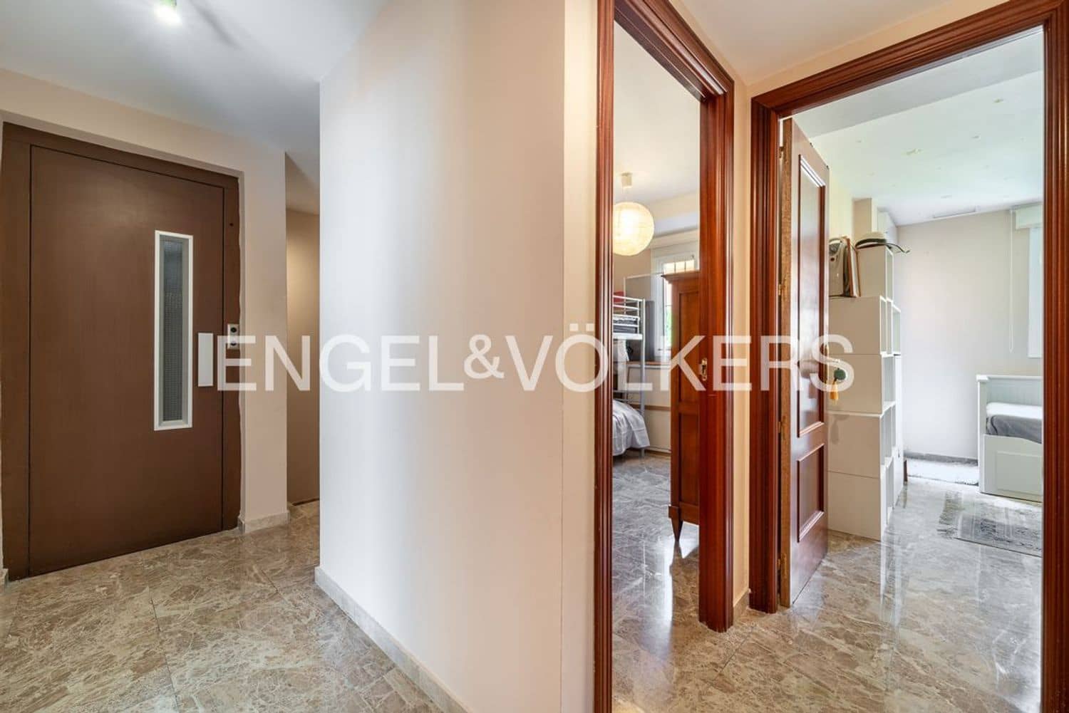 Casa de 3 habitaciones en Estepona en venta con piscina garaje - 470.000 € (Ref: 9733567)