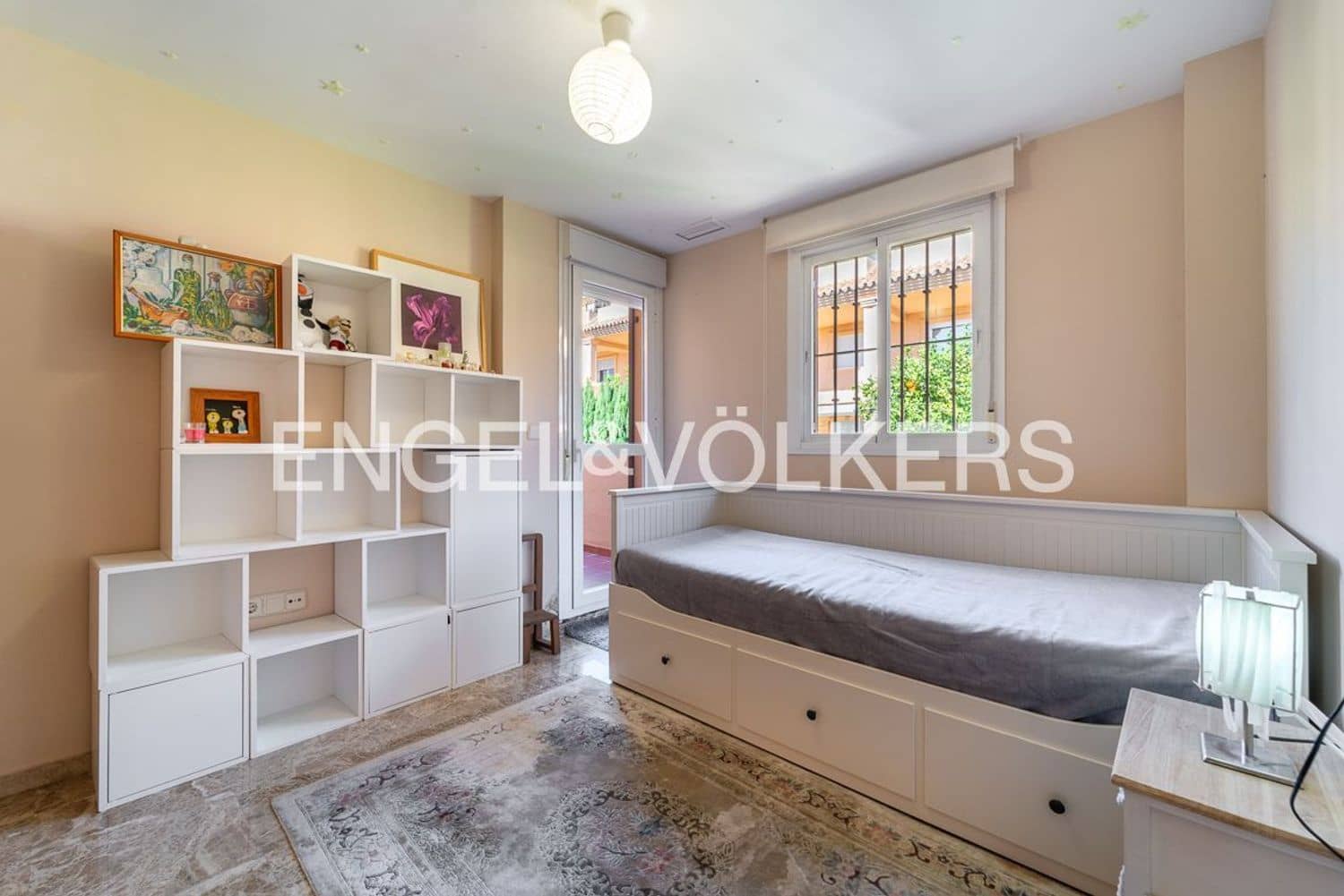 Casa de 3 habitaciones en Estepona en venta con piscina garaje - 470.000 € (Ref: 9733567)