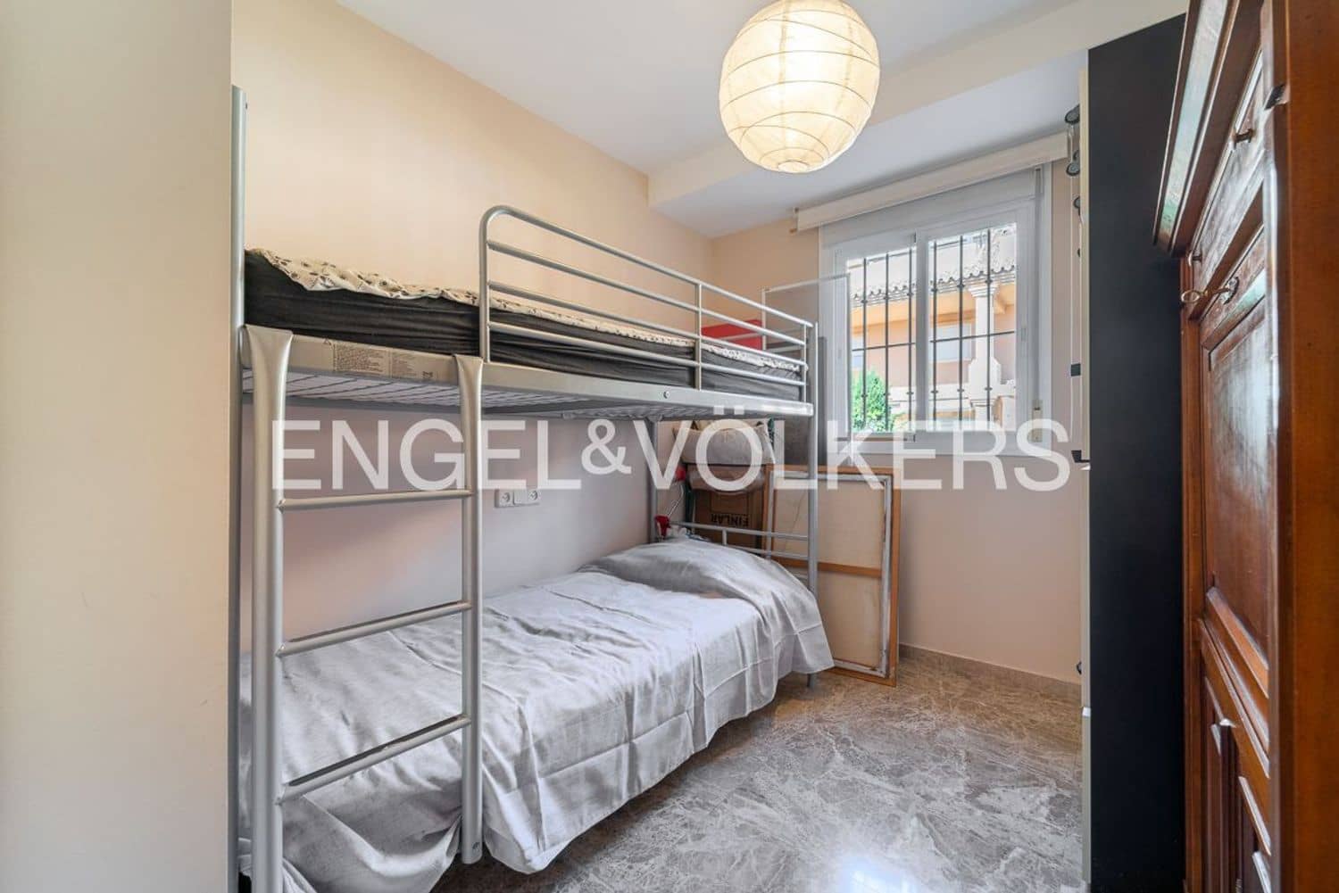 Casa de 3 habitaciones en Estepona en venta con piscina garaje - 470.000 € (Ref: 9733567)