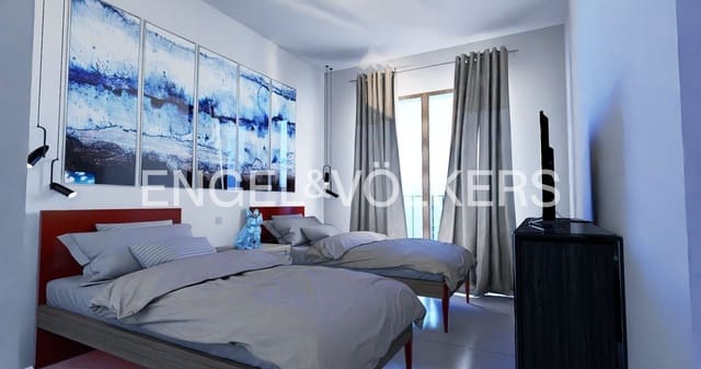 3 soverom Hus til salgs i Centro, Estepona med svømmebasseng garasje - € 1 200 000 (Ref: 9733825)