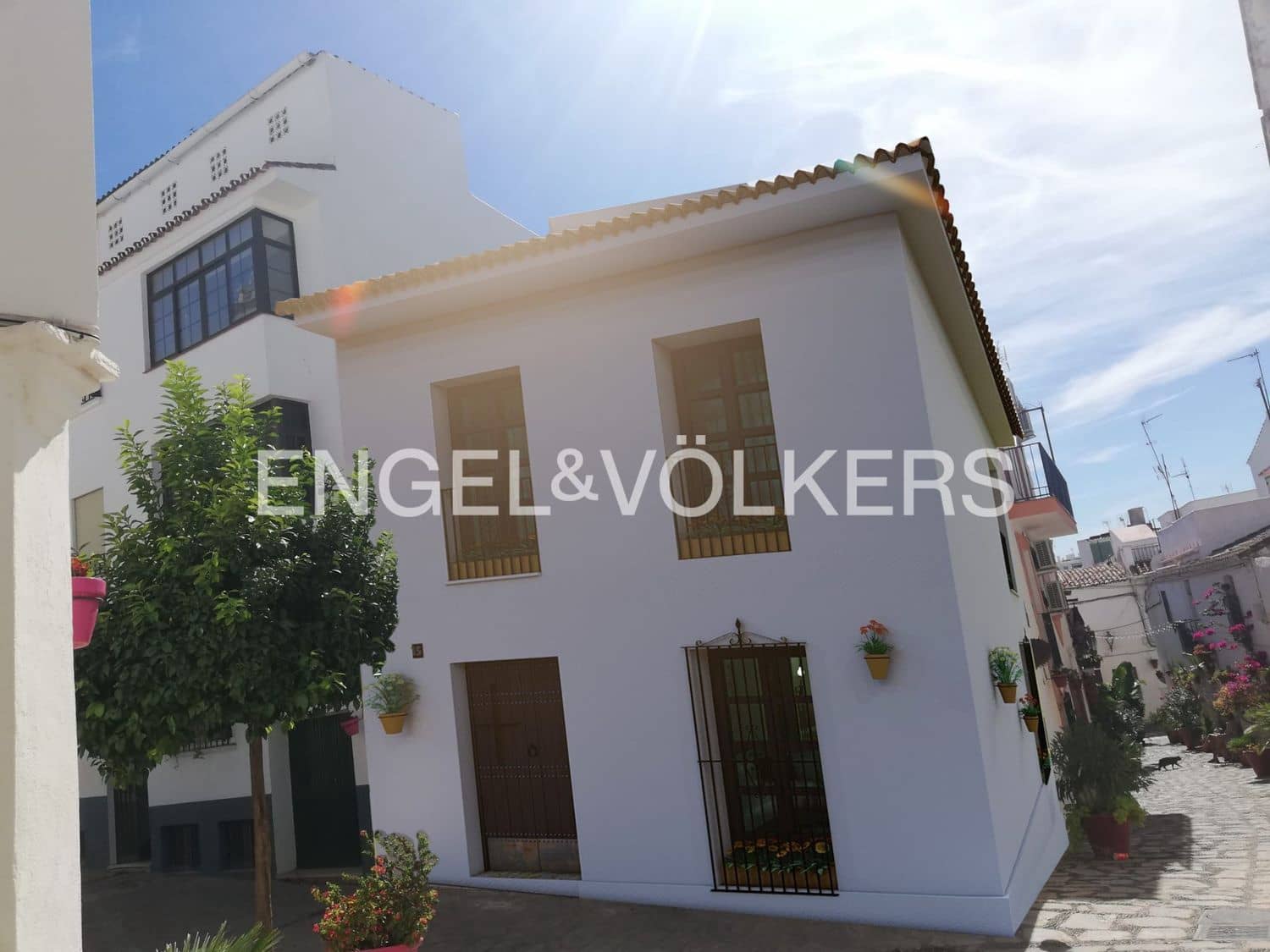 3 chambre Maison de Ville à vendre à Estepona avec piscine garage - 1 200 000 € (Ref: 9733825)