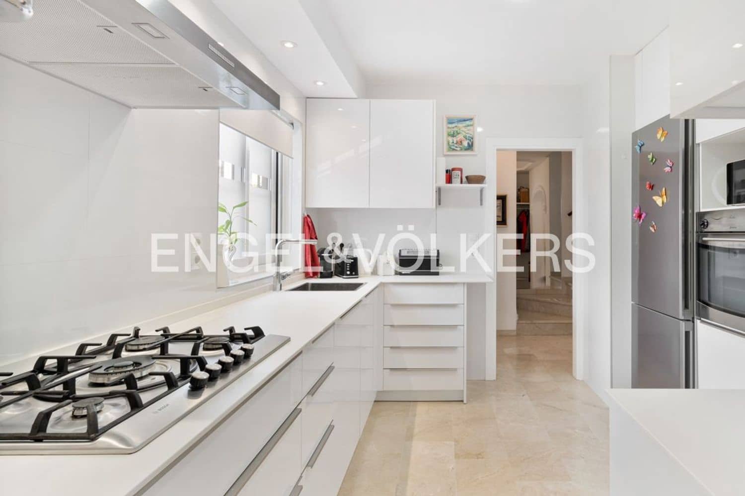 4 soverom Hus til salgs i Estepona med garasje - € 768 000 (Ref: 9747485)