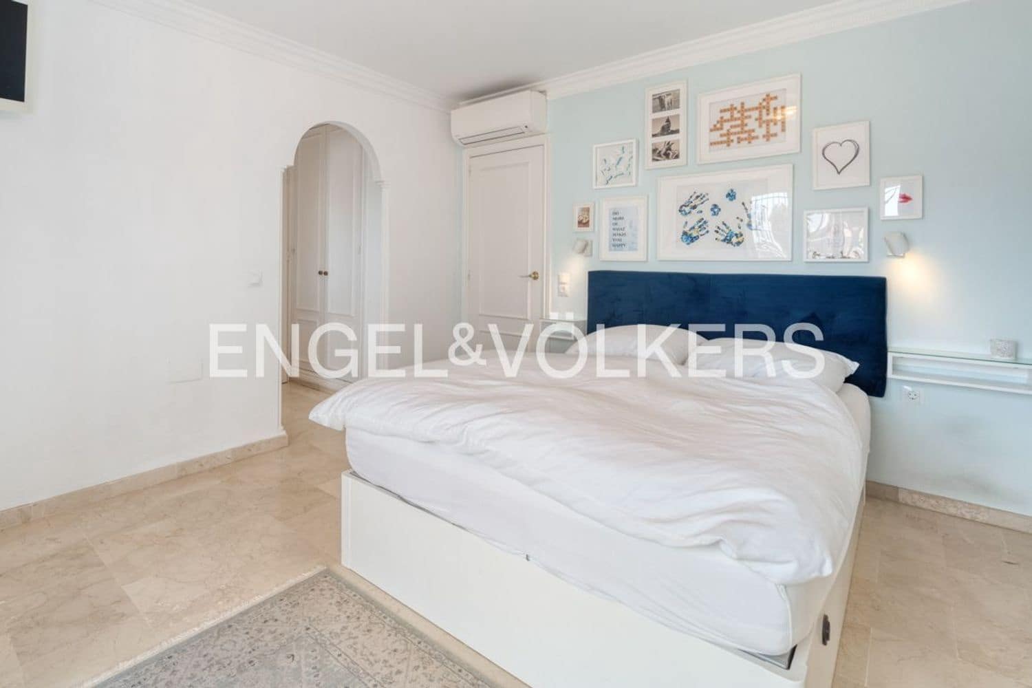 4 soverom Hus til salgs i Estepona med garasje - € 768 000 (Ref: 9747485)