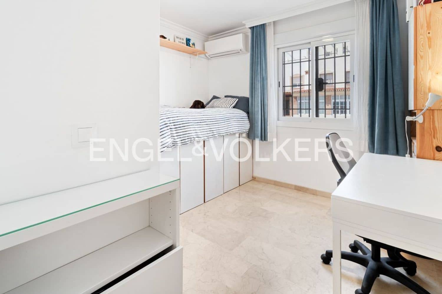 4 soverom Hus til salgs i Estepona med garasje - € 768 000 (Ref: 9747485)