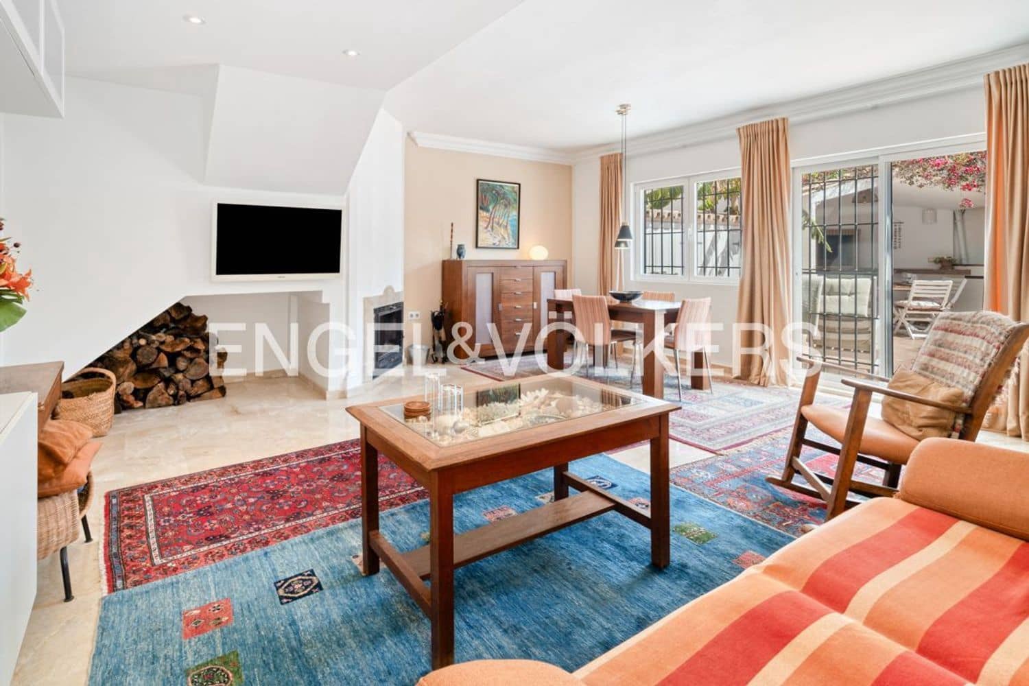 4 soverom Hus til salgs i Estepona med garasje - € 768 000 (Ref: 9747485)