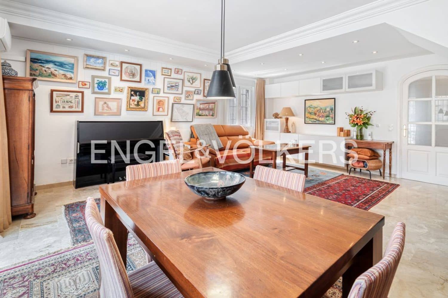 4 soverom Hus til salgs i Estepona med garasje - € 768 000 (Ref: 9747485)