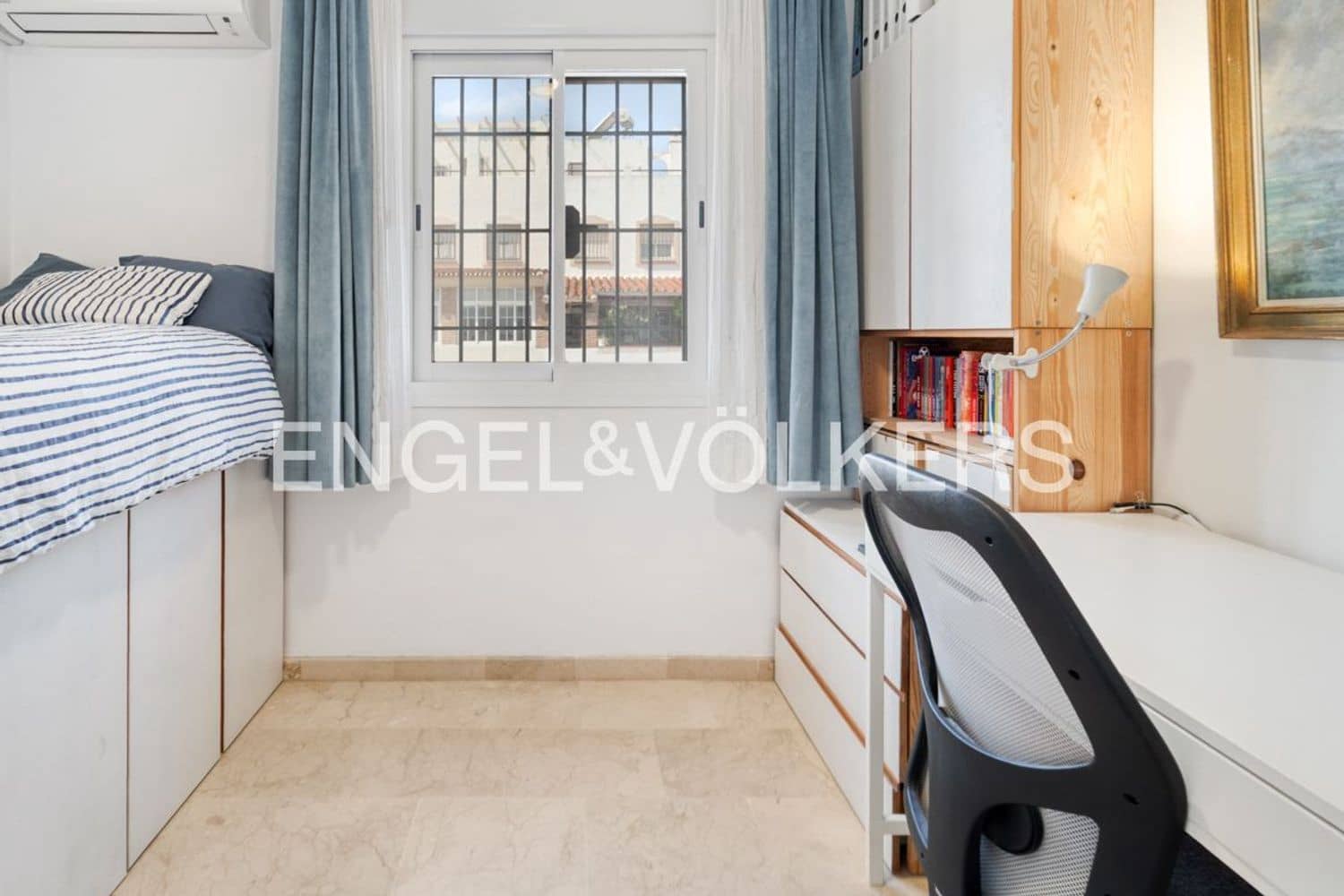 4 soverom Hus til salgs i Estepona med garasje - € 768 000 (Ref: 9747485)