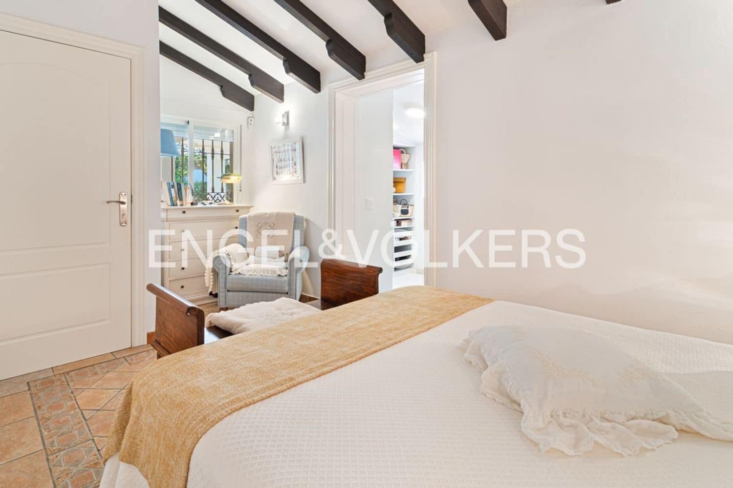 4 bedroom Villa for sale in Atalaya-Isdabe with pool garage - € 1,295,000 (Ref: 9747486)