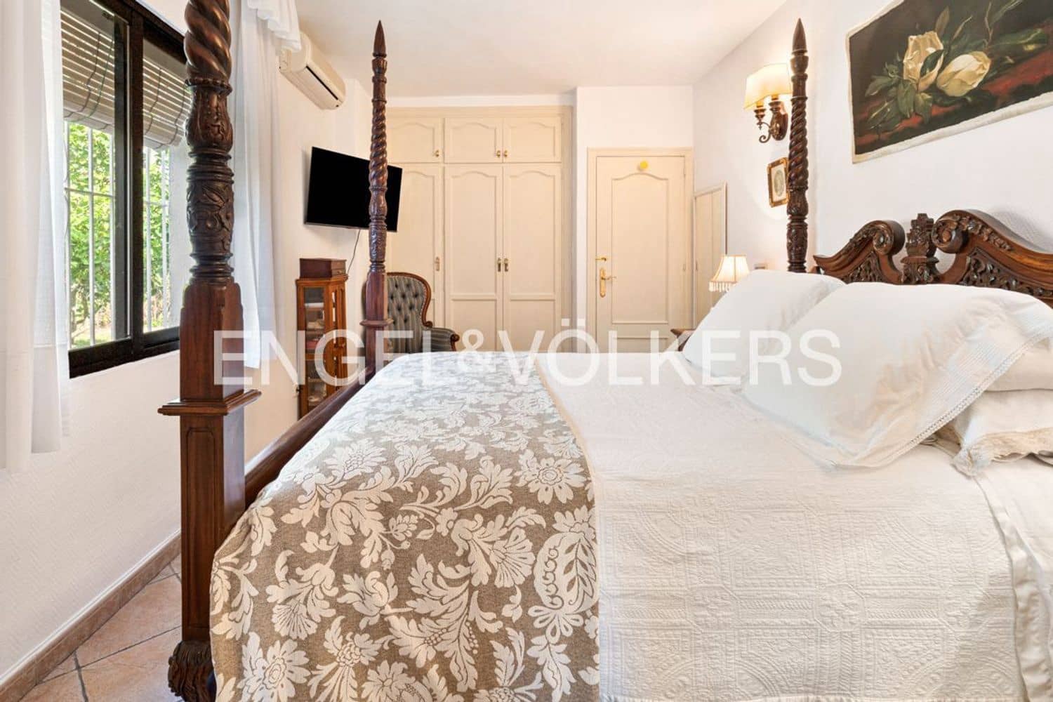 4 bedroom Villa for sale in Atalaya-Isdabe with pool garage - € 1,295,000 (Ref: 9747486)