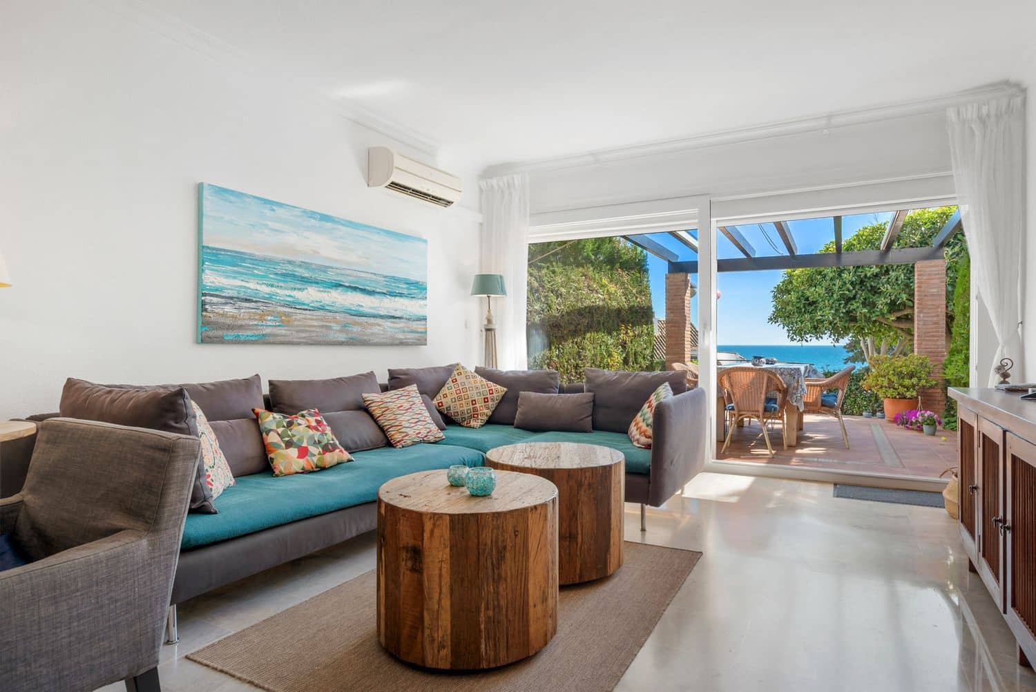 3 soveværelse Byhus til salg i Estepona med swimmingpool garage - € 619.000 (Ref: 9747487)