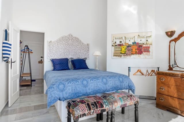 3 soveværelse Byhus til salg i Guadalobón, Estepona med swimmingpool garage - € 619.000 (Ref: 9747487)