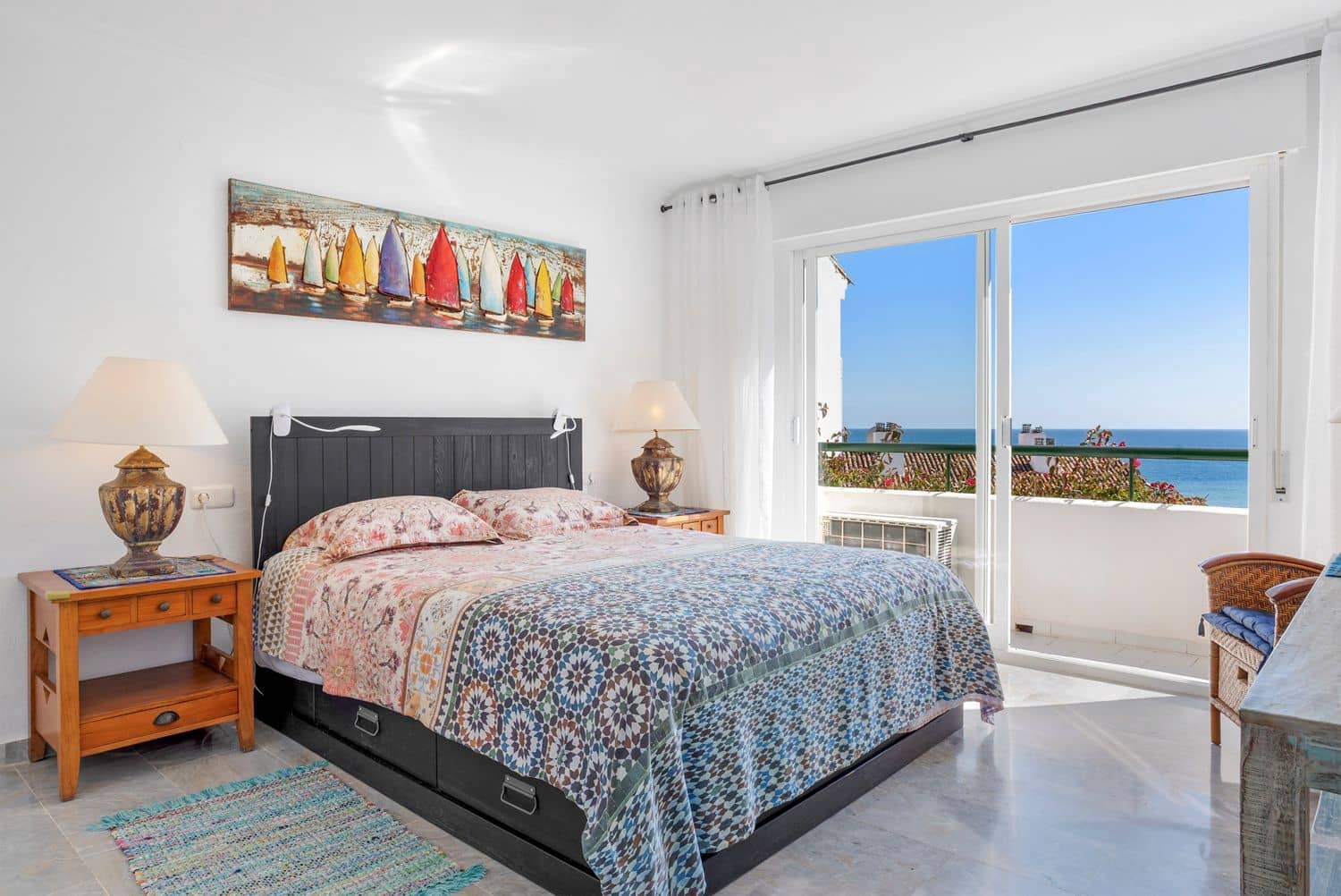 3 soveværelse Byhus til salg i Estepona med swimmingpool garage - € 619.000 (Ref: 9747487)