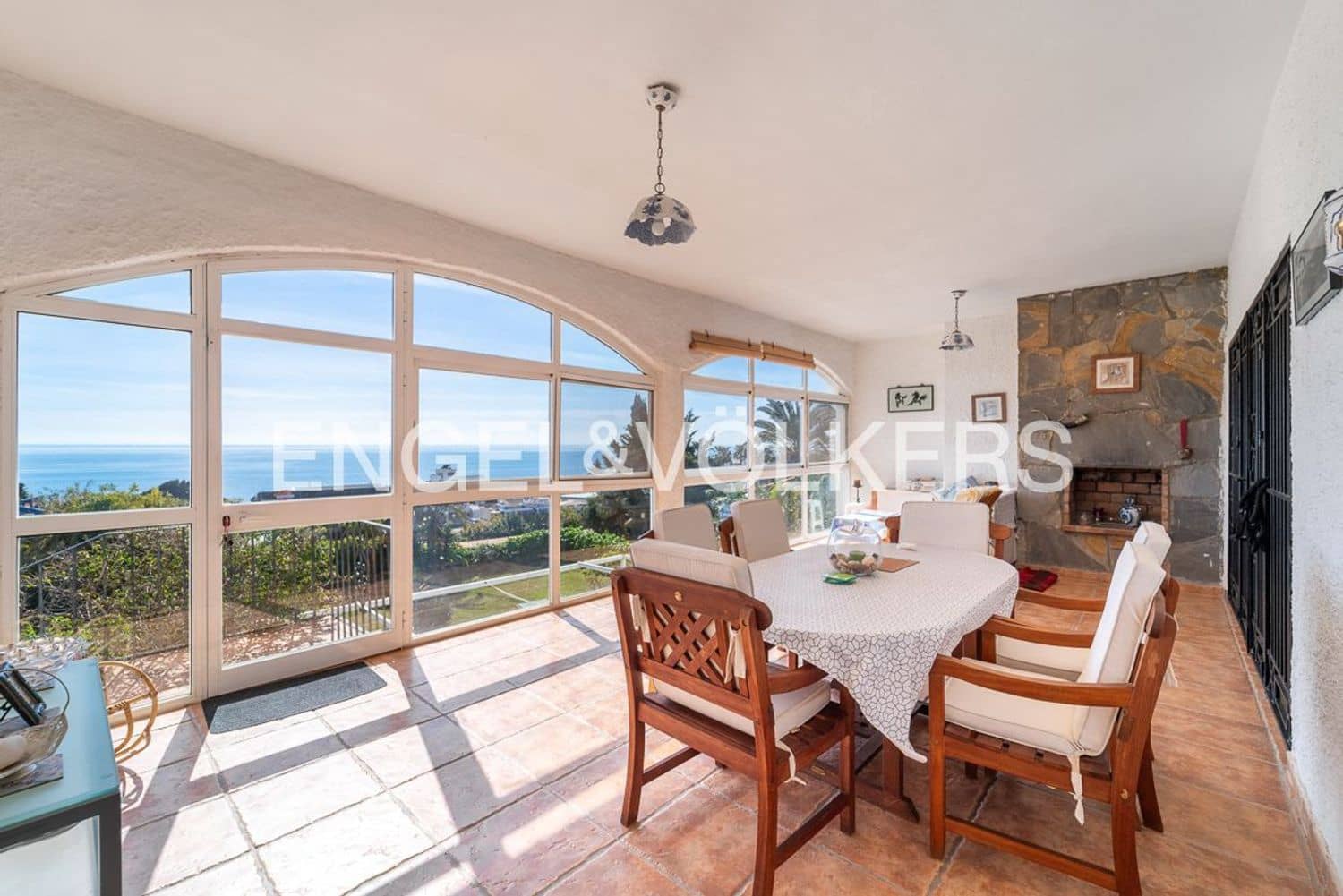 8 soveværelse Villa til salg i Estepona med swimmingpool garage - € 795.000 (Ref: 9747488)