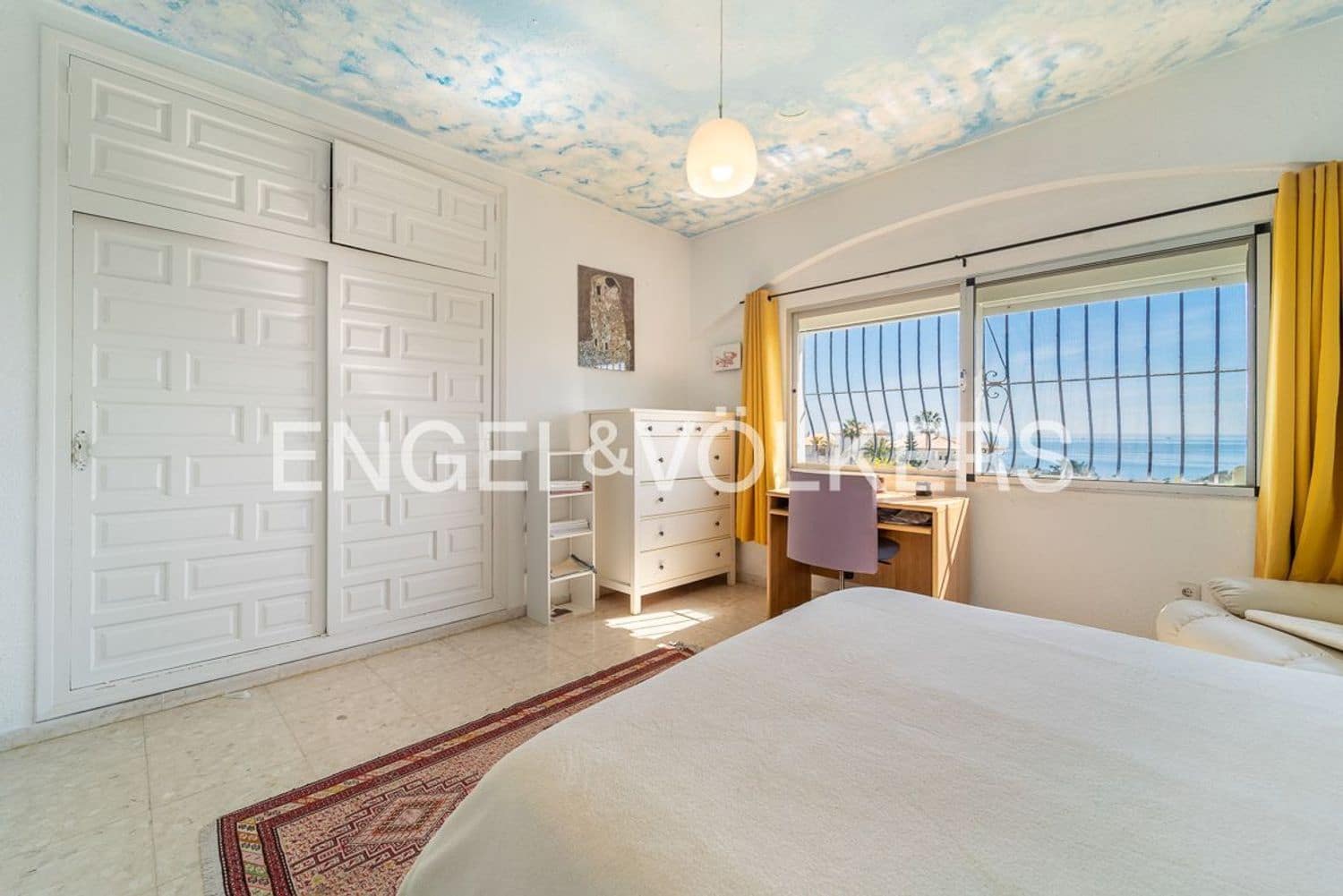 8 soveværelse Villa til salg i Estepona med swimmingpool garage - € 795.000 (Ref: 9747488)