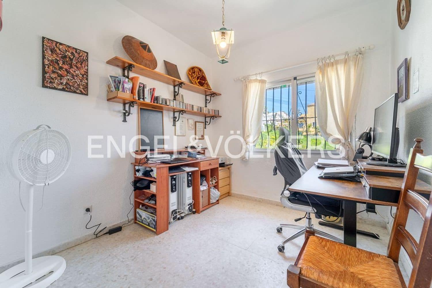 8 soveværelse Villa til salg i Estepona med swimmingpool garage - € 795.000 (Ref: 9747488)