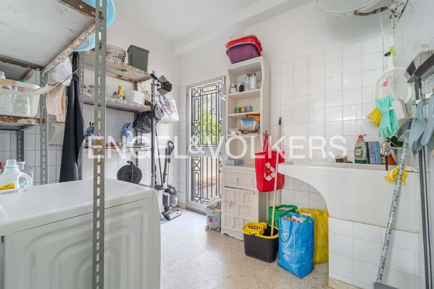 8 soveværelse Villa til salg i Estepona med swimmingpool garage - € 795.000 (Ref: 9747488)