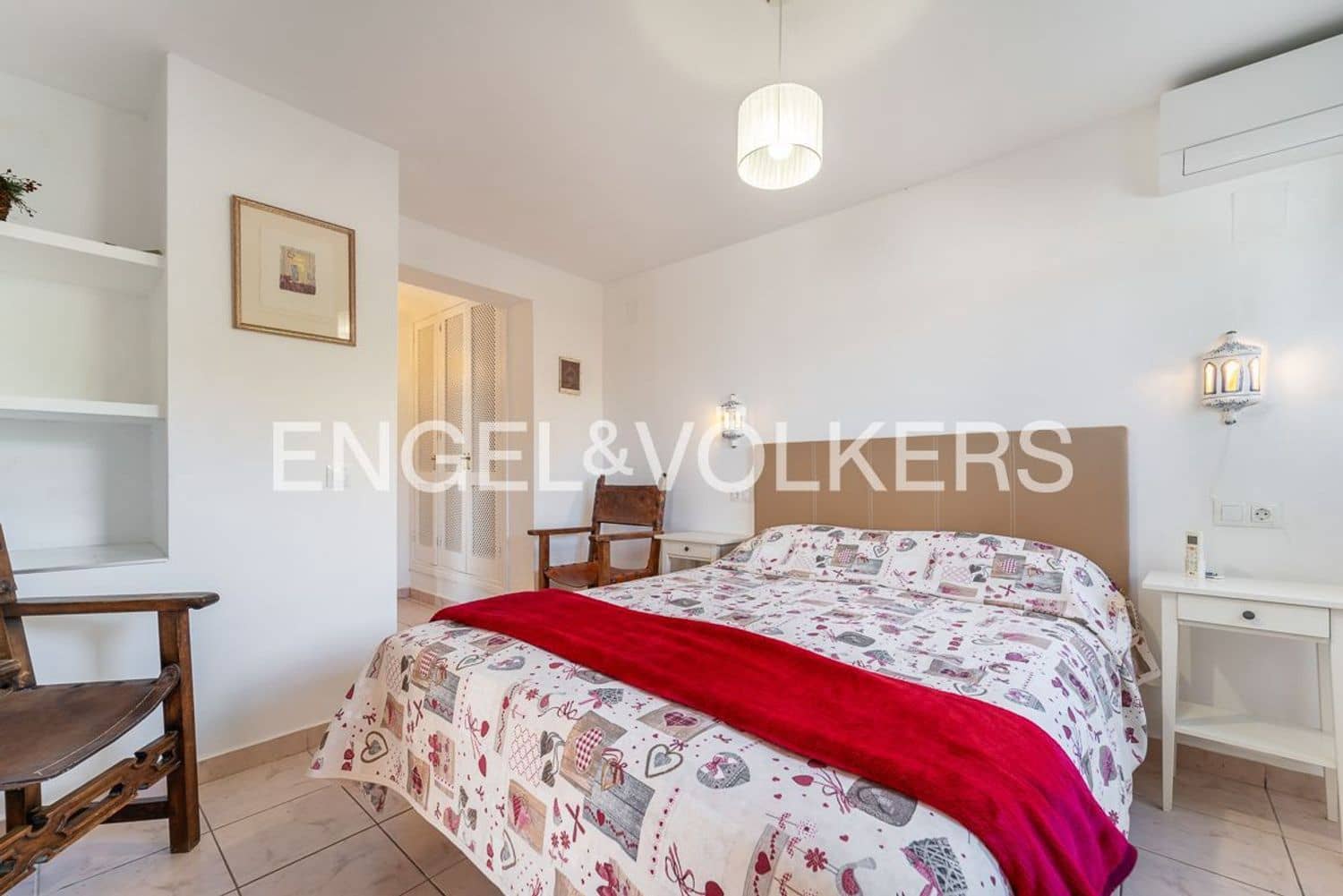 8 soveværelse Villa til salg i Estepona med swimmingpool garage - € 795.000 (Ref: 9747488)