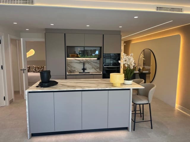 3 bedroom Apartment for sale in Costalita, Estepona with pool garage - € 1,495,000 (Ref: 9751504)