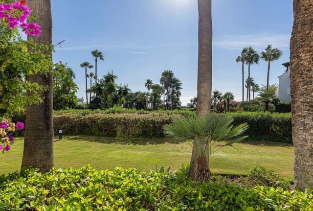 3 quarto Apartamento para venda em Costalita, Estepona com piscina garagem - 1 495 000 € (Ref: 9751504)