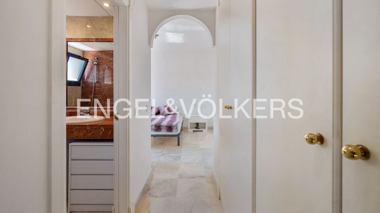 3 bedroom Apartment for sale in New Golden Mile with pool garage - € 785,000 (Ref: 9751505)