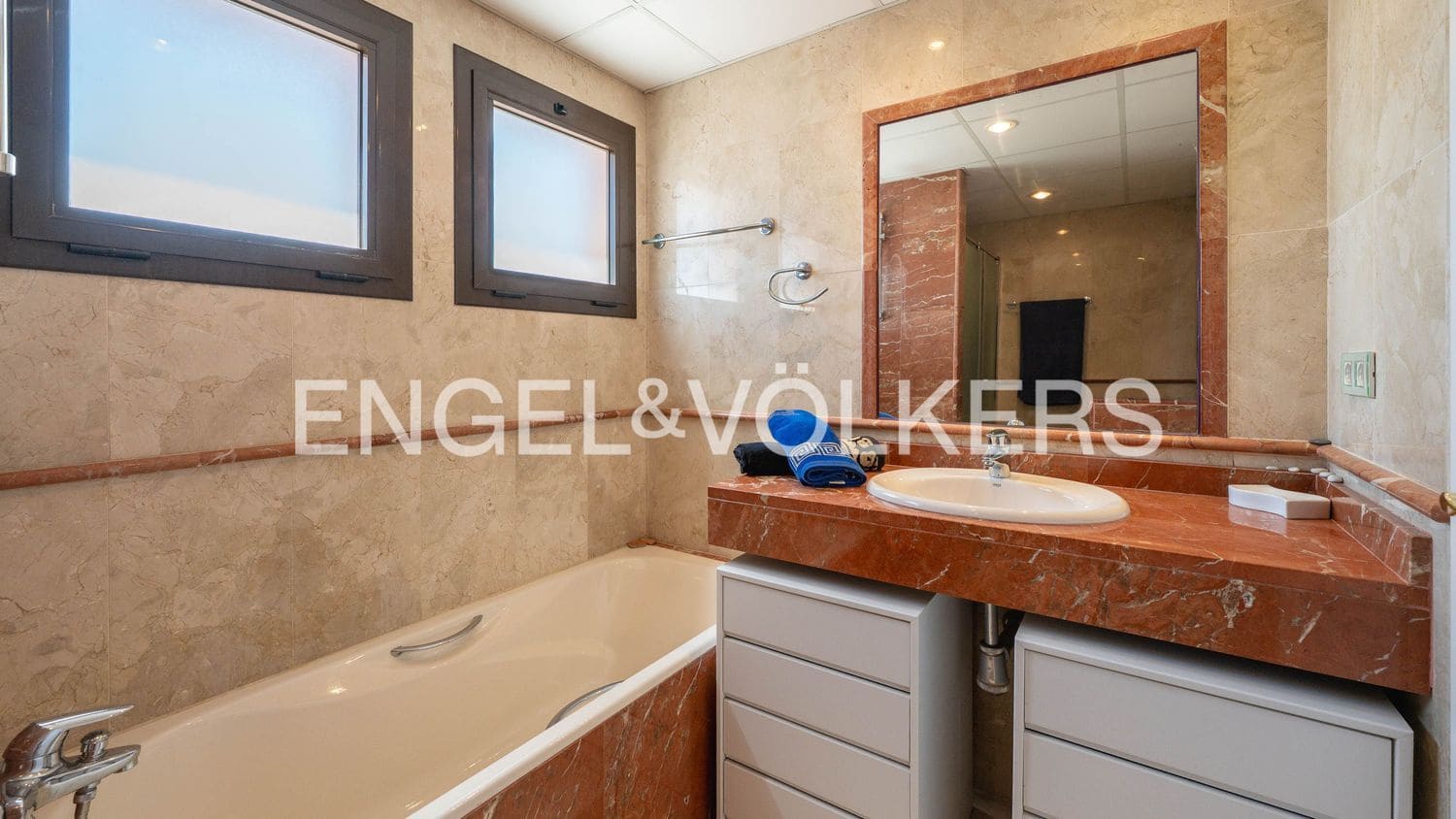 3 bedroom Apartment for sale in New Golden Mile with pool garage - € 785,000 (Ref: 9751505)