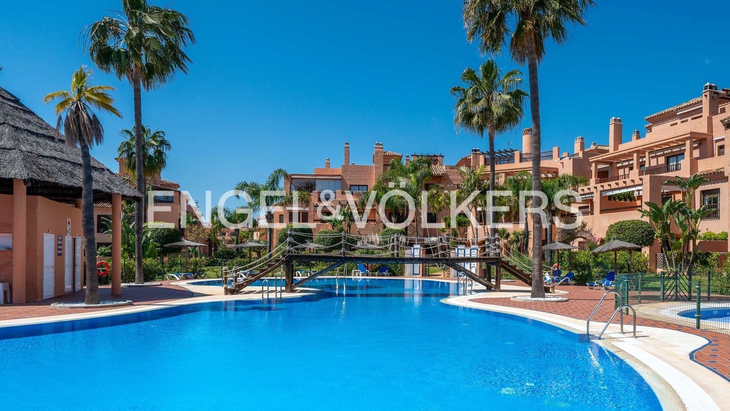 3 bedroom Apartment for sale in New Golden Mile with pool garage - € 785,000 (Ref: 9751505)