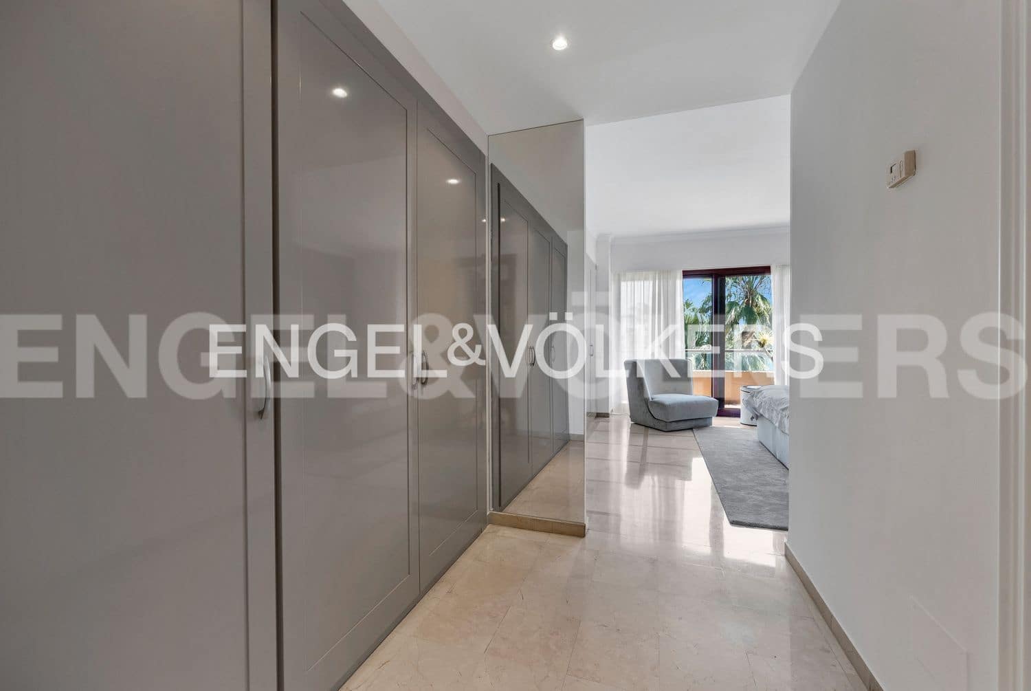 3 camera da letto Appartamento in vendita in Costalita con piscina garage - 3.100.000 € (Rif: 9755102)