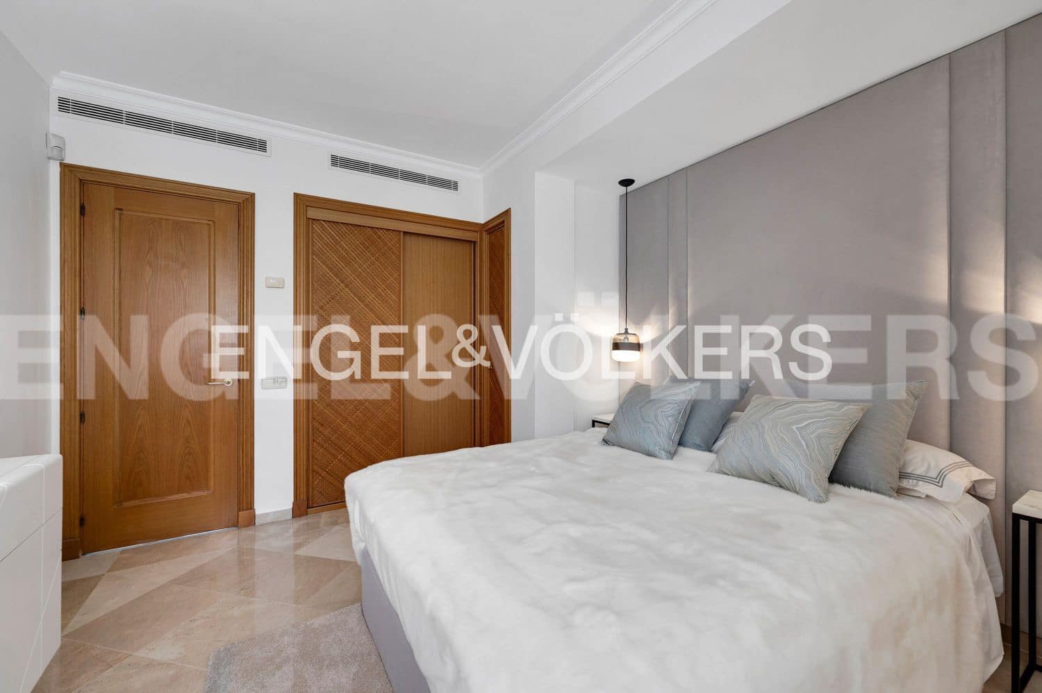 3 camera da letto Appartamento in vendita in Costalita con piscina garage - 3.100.000 € (Rif: 9755102)