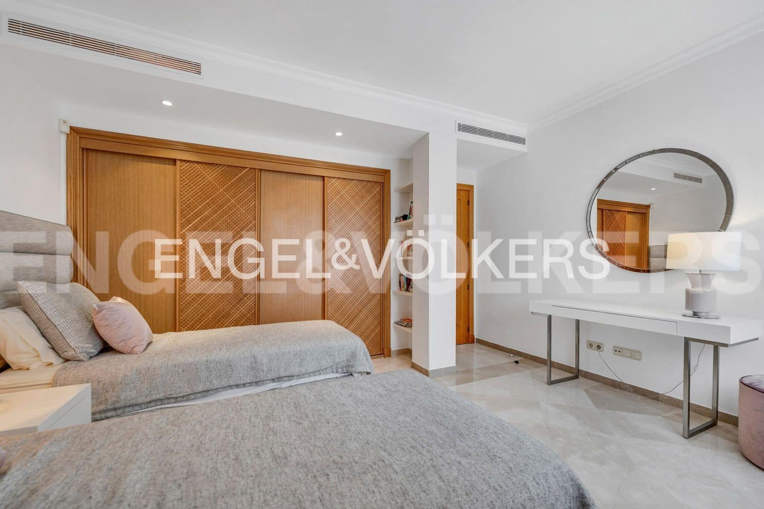 3 camera da letto Appartamento in vendita in Costalita con piscina garage - 3.100.000 € (Rif: 9755102)