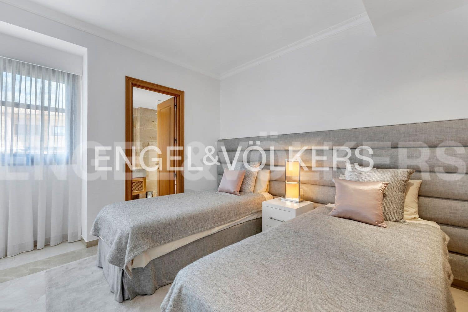 3 camera da letto Appartamento in vendita in Costalita con piscina garage - 3.100.000 € (Rif: 9755102)