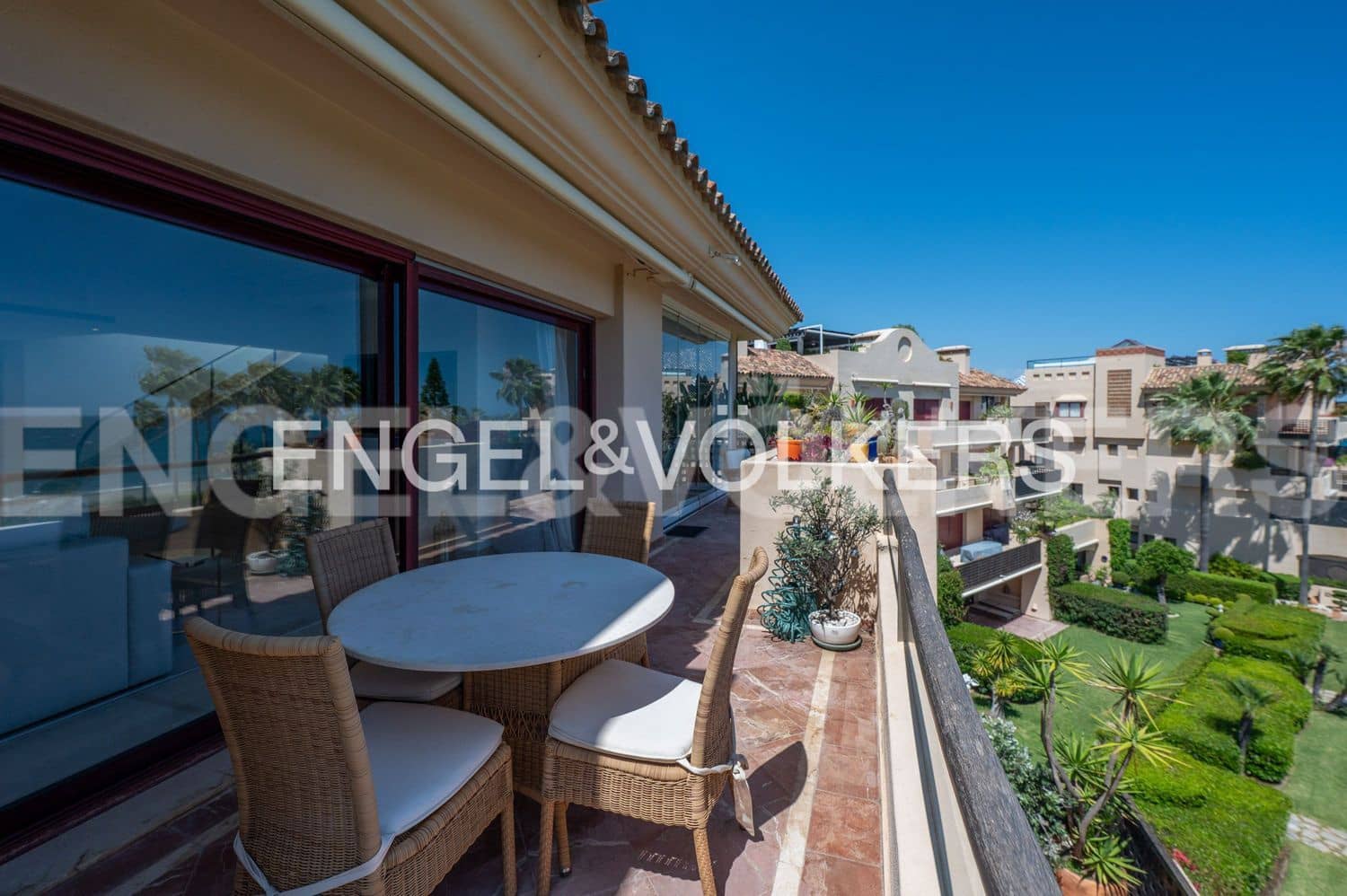 3 camera da letto Appartamento in vendita in Costalita con piscina garage - 3.100.000 € (Rif: 9755102)